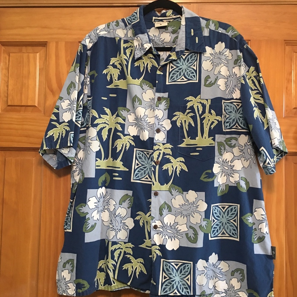 Go Barefoot Hawaiian Shirt XL